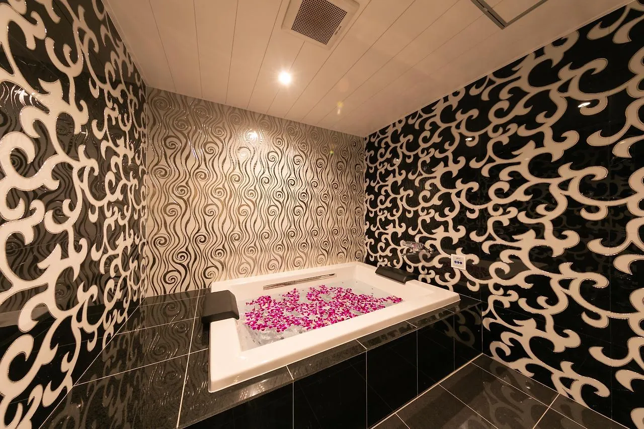 Hotel Eldia Luxury Kobe (Adults Only) 2*,  Japan